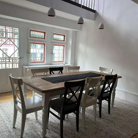 شقة Moderne Im Denkmal Mit 3 Schlafzimmer Auf 120 Qm *