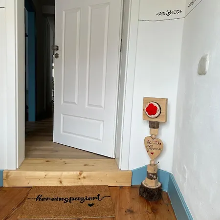 Moderne Im Denkmal Mit 3 Schlafzimmer Auf 120 Qm فيلينغن سشفايننغ